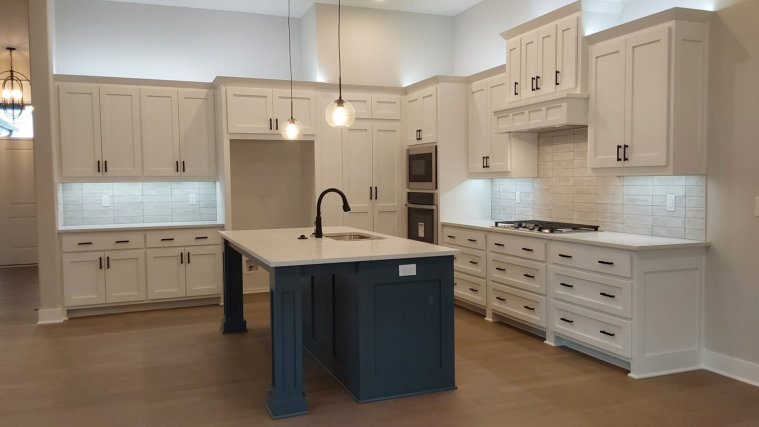 THE KLIPPENSTEIN - RANCH by PRO BUILDERS