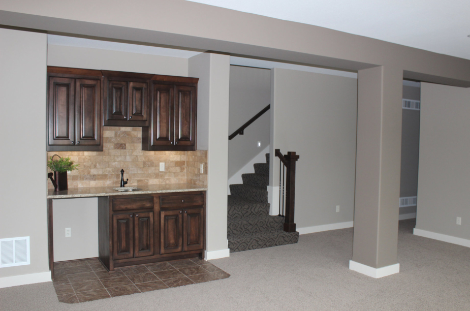 THE KAUFMANN - REVERSE - WET BAR - CUSTOM CABINETRY