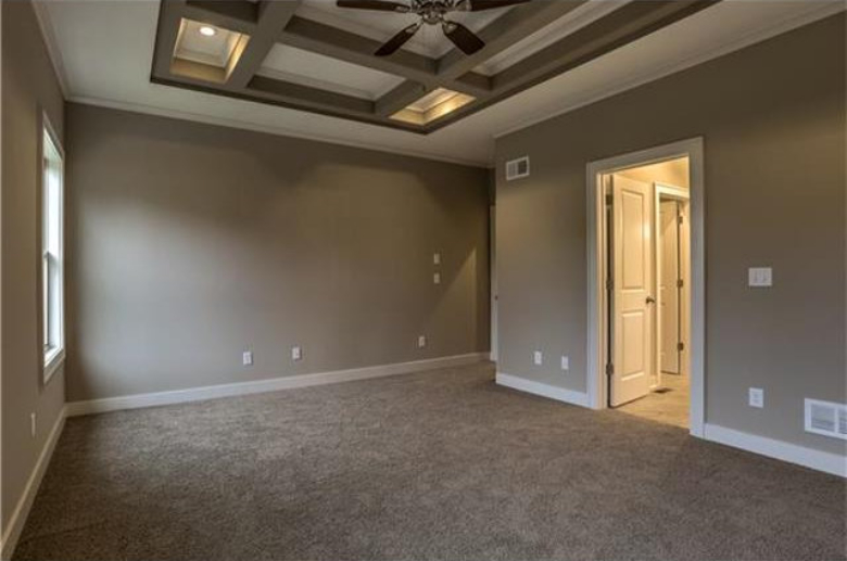 THE KAUFMANN - REVERSE - MASTER CEILING