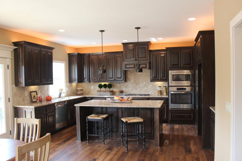 THE KALLMEYER - 2 STORY - CUSTOM KITCHEN CABINETRY