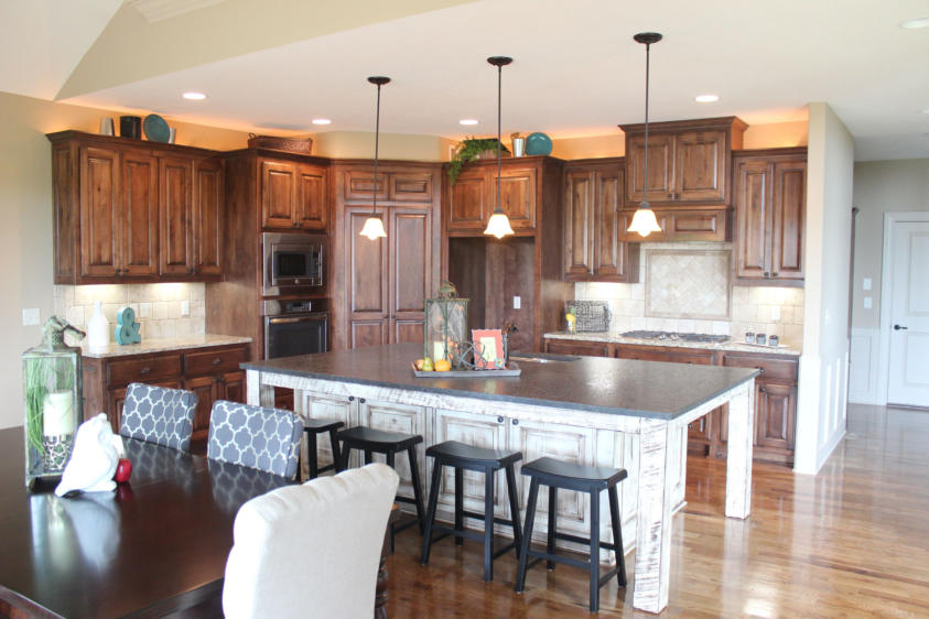 THE CHADRICK - 1 1/2 STORY - KITCHEN